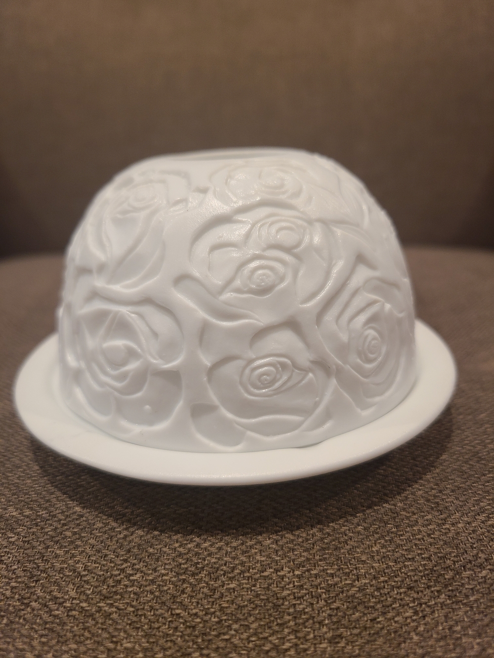 Porcelain Fairy lamp with roses